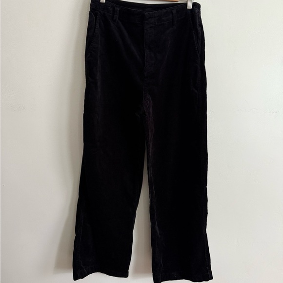 GAP Pants - GAP Black Corduroy Wide-Leg Pants Size 8 High Rise Casual Comfort